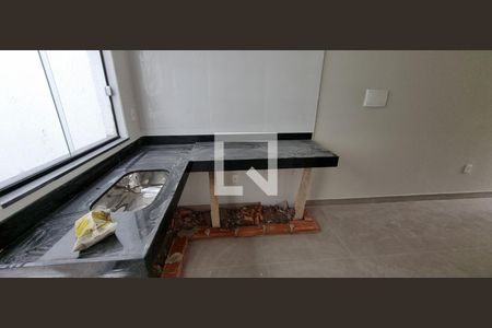 Casa à venda com 90m², 2 quartos e 1 vaga