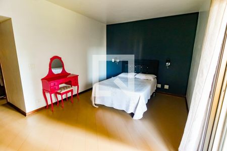 Apartamento à venda com 320m², 6 quartos e 5 vagas Apartamento à venda com 320m², 6 quartos e 5 vagas Suíte 3