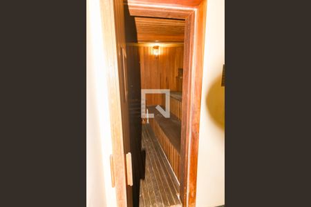 Apartamento à venda com 320m², 6 quartos e 5 vagas Apartamento à venda com 320m², 6 quartos e 5 vagasSaúna