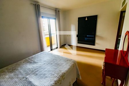 Apartamento à venda com 320m², 6 quartos e 5 vagas Apartamento à venda com 320m², 6 quartos e 5 vagas Suíte 3