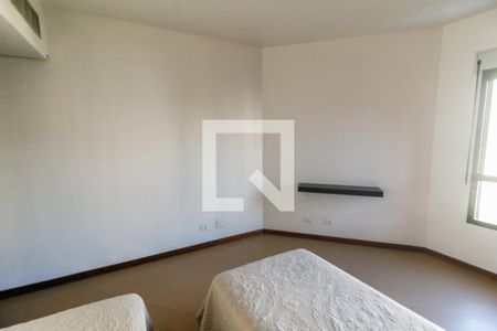 Apartamento à venda com 320m², 6 quartos e 5 vagas Apartamento à venda com 320m², 6 quartos e 5 vagasSuíte 1