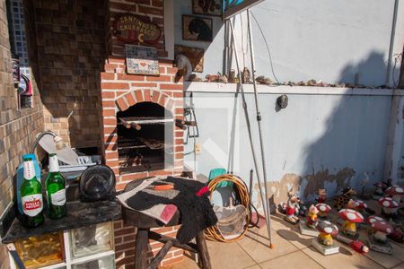 Casa à venda com 180m², 3 quartos e 2 vagas Casa à venda com 180m², 3 quartos e 2 vagasChurrasqueira 2