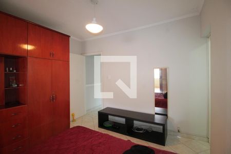 Casa à venda com 200m², 4 quartos e 2 vagasQuarto 2 - Suíte