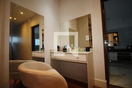 Casa à venda com 400m², 3 quartos e 4 vagascloset