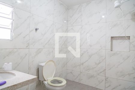 Casa à venda com 60m², 2 quartos e 1 vaga Casa à venda com 60m², 2 quartos e 1 vagaBanheiro