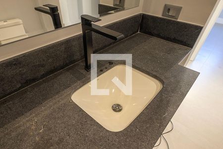 Apartamento à venda com 75m², 1 quarto e sem vagaSuíte - Banheiro