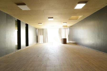 Casa para alugar com 320m², 4 quartos e 5 vagasGaragem