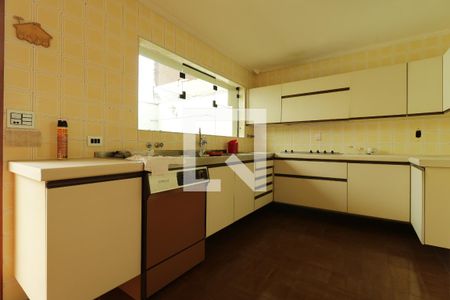 Casa para alugar com 320m², 4 quartos e 5 vagasCozinha