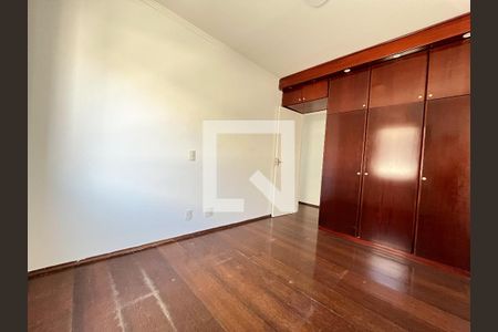 Quarto 1 de apartamento à venda com 2 quartos, 60m² em Cidade Vargas, São Paulo