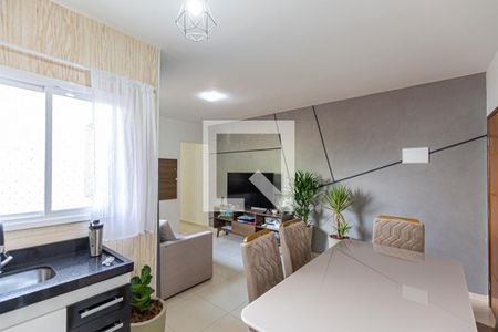 Sala de apartamento à venda com 3 quartos, 167m² em Vila Alzira, Santo André