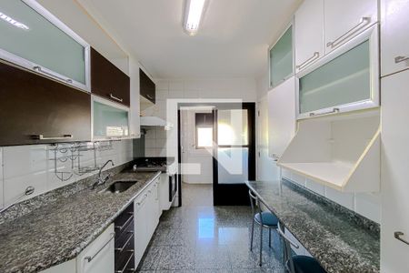 Apartamento à venda com 104m², 3 quartos e 2 vagasCozinha