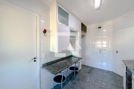 Apartamento à venda com 104m², 3 quartos e 2 vagasCozinha