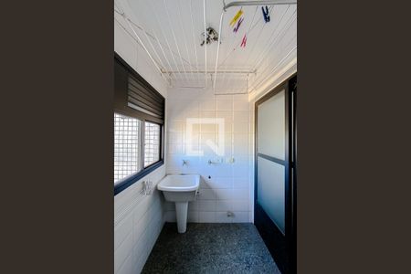 Apartamento à venda com 104m², 3 quartos e 2 vagasLavanderia