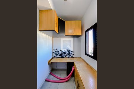 Apartamento à venda com 104m², 3 quartos e 2 vagasQuarto de Serviço