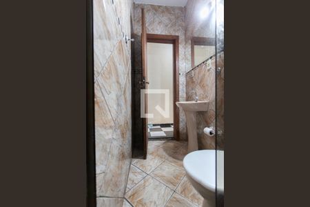 Casa à venda com 170m², 3 quartos e 2 vagas Casa à venda com 170m², 3 quartos e 2 vagasBanheiro 2