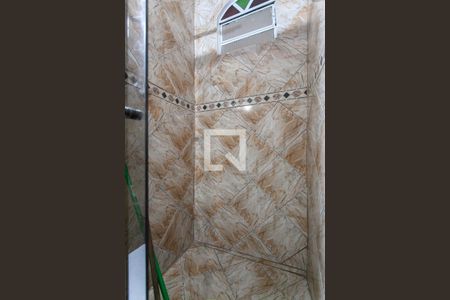 Casa à venda com 170m², 3 quartos e 2 vagas Casa à venda com 170m², 3 quartos e 2 vagasBanheiro 2