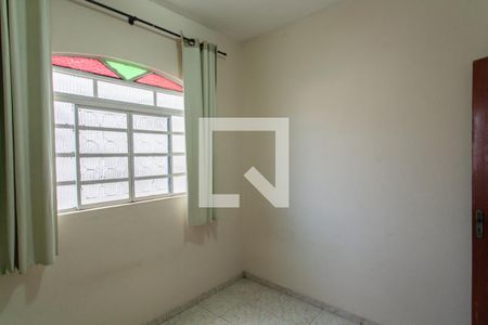 Casa à venda com 170m², 3 quartos e 2 vagas Casa à venda com 170m², 3 quartos e 2 vagasQuarto 2