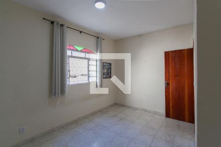 Casa à venda com 170m², 3 quartos e 2 vagas Casa à venda com 170m², 3 quartos e 2 vagasQuarto 3