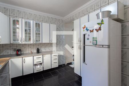 Casa à venda com 170m², 3 quartos e 2 vagas Casa à venda com 170m², 3 quartos e 2 vagasCozinha