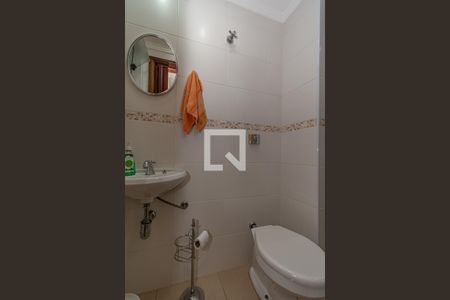 Apartamento à venda com 200m², 3 quartos e 3 vagas Apartamento à venda com 200m², 3 quartos e 3 vagasBanheiro Área de Serviço