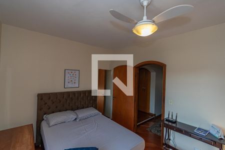 Apartamento à venda com 200m², 3 quartos e 3 vagas Apartamento à venda com 200m², 3 quartos e 3 vagasQuarto 2