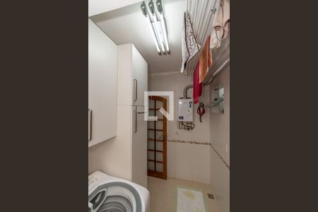 Apartamento à venda com 200m², 3 quartos e 3 vagas Apartamento à venda com 200m², 3 quartos e 3 vagasÁrea de Serviço