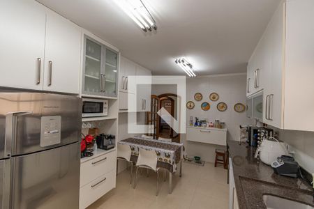 Apartamento à venda com 200m², 3 quartos e 3 vagas Apartamento à venda com 200m², 3 quartos e 3 vagasCozinha