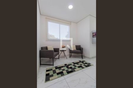 Apartamento à venda com 42m², 2 quartos e 1 vaga Apartamento à venda com 42m², 2 quartos e 1 vagaÁrea Comum - Hall de Entrada