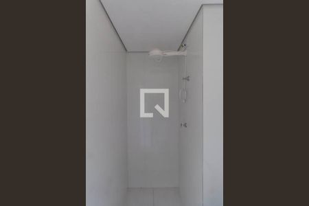 Apartamento à venda com 42m², 2 quartos e 1 vaga Apartamento à venda com 42m², 2 quartos e 1 vagaBanheiro