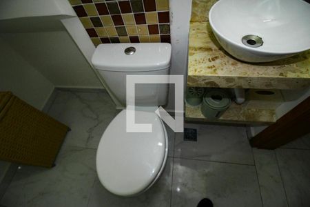 Casa à venda com 125m², 3 quartos e 2 vagas Casa à venda com 125m², 3 quartos e 2 vagasLavabo