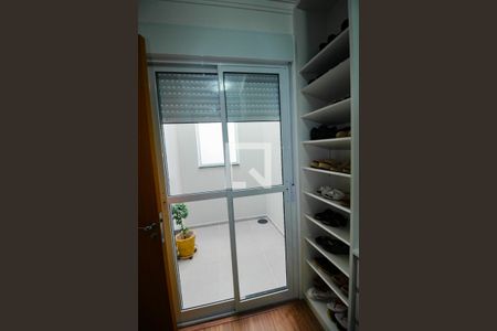 Casa à venda com 125m², 3 quartos e 2 vagas Casa à venda com 125m², 3 quartos e 2 vagasCloset