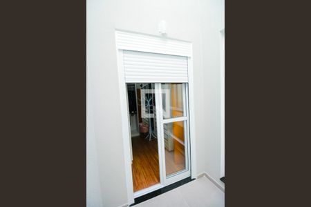 Casa à venda com 125m², 3 quartos e 2 vagas Casa à venda com 125m², 3 quartos e 2 vagasCloset