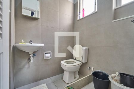 Apartamento à venda com 120m², 3 quartos e 1 vaga Apartamento à venda com 120m², 3 quartos e 1 vagaBanheiro de Serviço