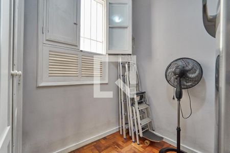 Apartamento à venda com 120m², 3 quartos e 1 vaga Apartamento à venda com 120m², 3 quartos e 1 vagaQuarto de Serviço