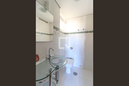 Apartamento à venda com 115m², 3 quartos e 2 vagas Apartamento à venda com 115m², 3 quartos e 2 vagasBanheiro da Suíte