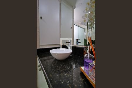 Apartamento à venda com 96m², 3 quartos e 1 vaga Apartamento à venda com 96m², 3 quartos e 1 vagaBanheiro