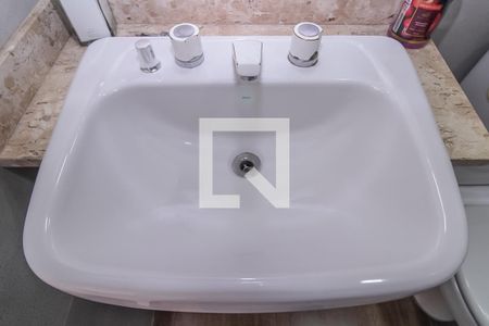 Apartamento à venda com 75m², 3 quartos e 2 vagas Apartamento à venda com 75m², 3 quartos e 2 vagasBanheiro 2