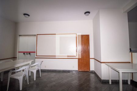 Apartamento à venda com 75m², 3 quartos e 2 vagasÁrea comum - Salão de festas