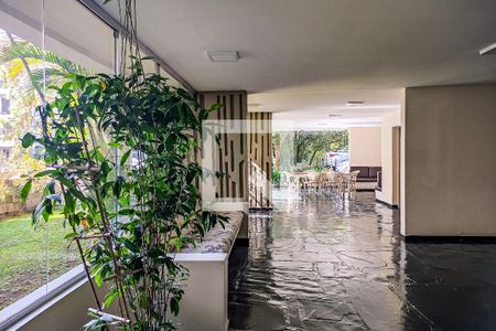 Apartamento à venda com 147m², 3 quartos e 2 vagas Apartamento à venda com 147m², 3 quartos e 2 vagasÁrea Comum - Salão de Festas