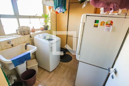 Apartamento à venda com 147m², 3 quartos e 2 vagas Apartamento à venda com 147m², 3 quartos e 2 vagasÁrea de Serviço