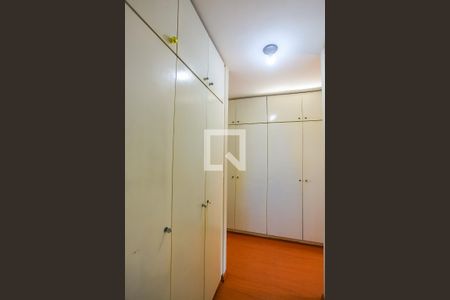 Apartamento à venda com 147m², 3 quartos e 2 vagas Apartamento à venda com 147m², 3 quartos e 2 vagasSuíte