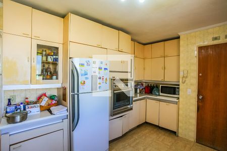 Apartamento à venda com 147m², 3 quartos e 2 vagas Apartamento à venda com 147m², 3 quartos e 2 vagasCozinha