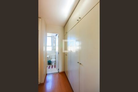 Apartamento à venda com 147m², 3 quartos e 2 vagas Apartamento à venda com 147m², 3 quartos e 2 vagasSuíte