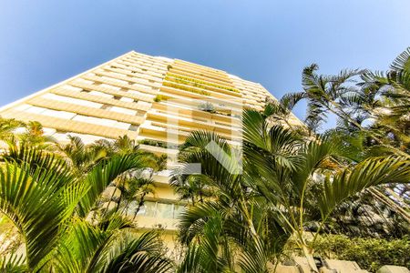 Apartamento à venda com 147m², 3 quartos e 2 vagas Apartamento à venda com 147m², 3 quartos e 2 vagasFachada