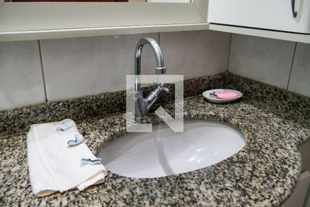 Casa à venda com 217m², 5 quartos e 5 vagasBanheiro da Suíte 1