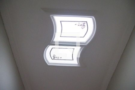 Casa à venda com 217m², 5 quartos e 5 vagasCorredor