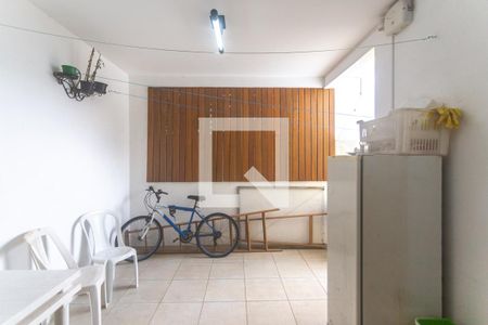 Casa à venda com 120m², 2 quartos e 2 vagas Casa à venda com 120m², 2 quartos e 2 vagasÁrea de serviço