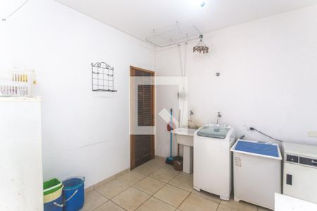 Casa à venda com 120m², 2 quartos e 2 vagas Casa à venda com 120m², 2 quartos e 2 vagasÁrea de serviço