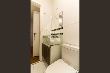 Casa à venda com 180m², 3 quartos e 3 vagas Casa à venda com 180m², 3 quartos e 3 vagasBanheiro da Suíte 3