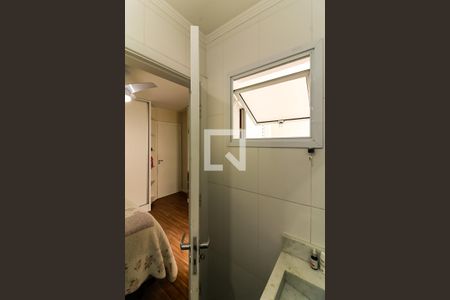 Casa à venda com 180m², 3 quartos e 3 vagas Casa à venda com 180m², 3 quartos e 3 vagasBanheiro da Suíte 2